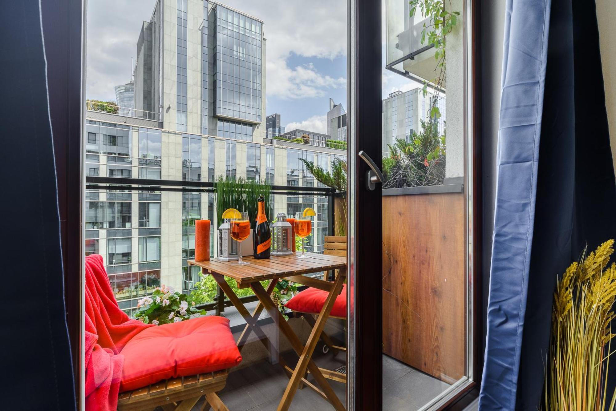 Lumina 3-room With Parking, Balcony Appartement